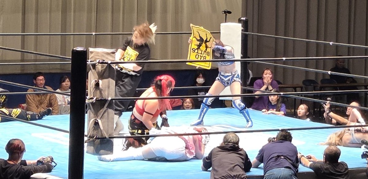 yukisyo1103's tweet image. 3人の作戦会議
試合見てて面白かった😆
今日も会えて嬉しかったよ〜
#BB
#Yappy 
#杏ちゃむ
#Crea
#BBっと