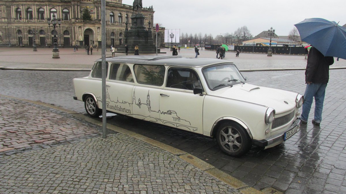 iangutheart's tweet image. #AIであってほしかった乗り物シリーズ
ストレッチトラバント
#trabant #ostslgie