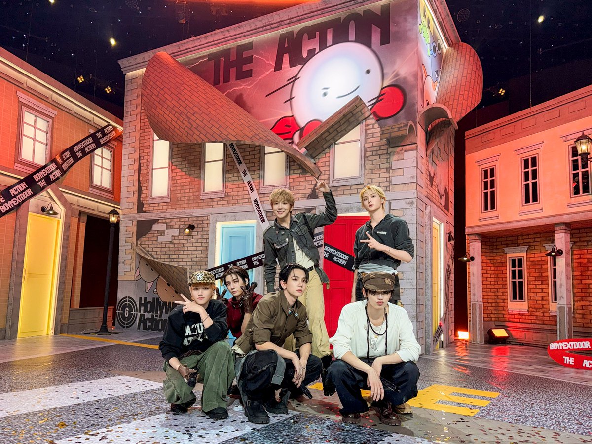 BOYNEXTDOOR_KOZ's tweet photo. 251026 인기가요🚪📸

#BOYNEXTDOOR #보이넥스트도어 #BND
#The_Action #Hollywood_Action #있잖아 
#BOYNOW https://t.co/Sh5lVdGZVa