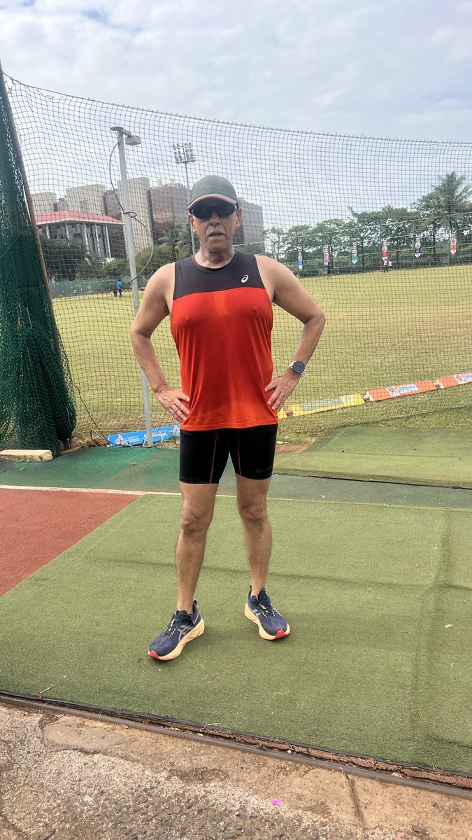 ajwani_kumar's tweet image. With God’s blessings &amp;amp; my Guru’s grace 🙏
Post-leg day shocker — 12×100m sprints in the Mumbai heat!
Sometimes recovery means pushing, not pausing. 💪 #KeepLearning #NoLimits