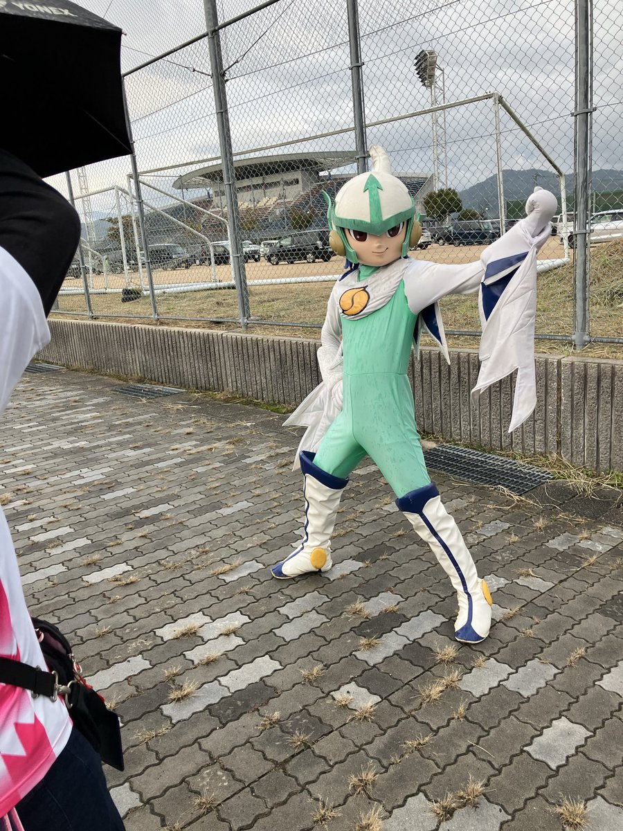 しろつめくさ MESH SNEAKERS - White | ZARA United States