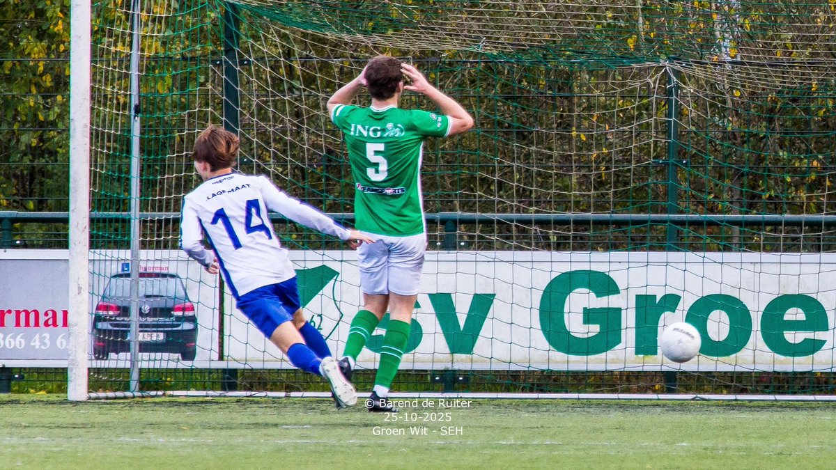 vvSEH's tweet photo. 💙🤍UITGEBREID VERSLAG EN FOTO'S: SEH pakt volle buit in Apeldoorn tegen Groen Wit!
Lees en bekijk meer @ https://t.co/4cot9h1hUe
@groenwit62
📸Barend de Ruiter
#oost3N #competitie #lekkerhoor #gwseh #heteerste #wijzijnseh https://t.co/qPOklQ3pLU