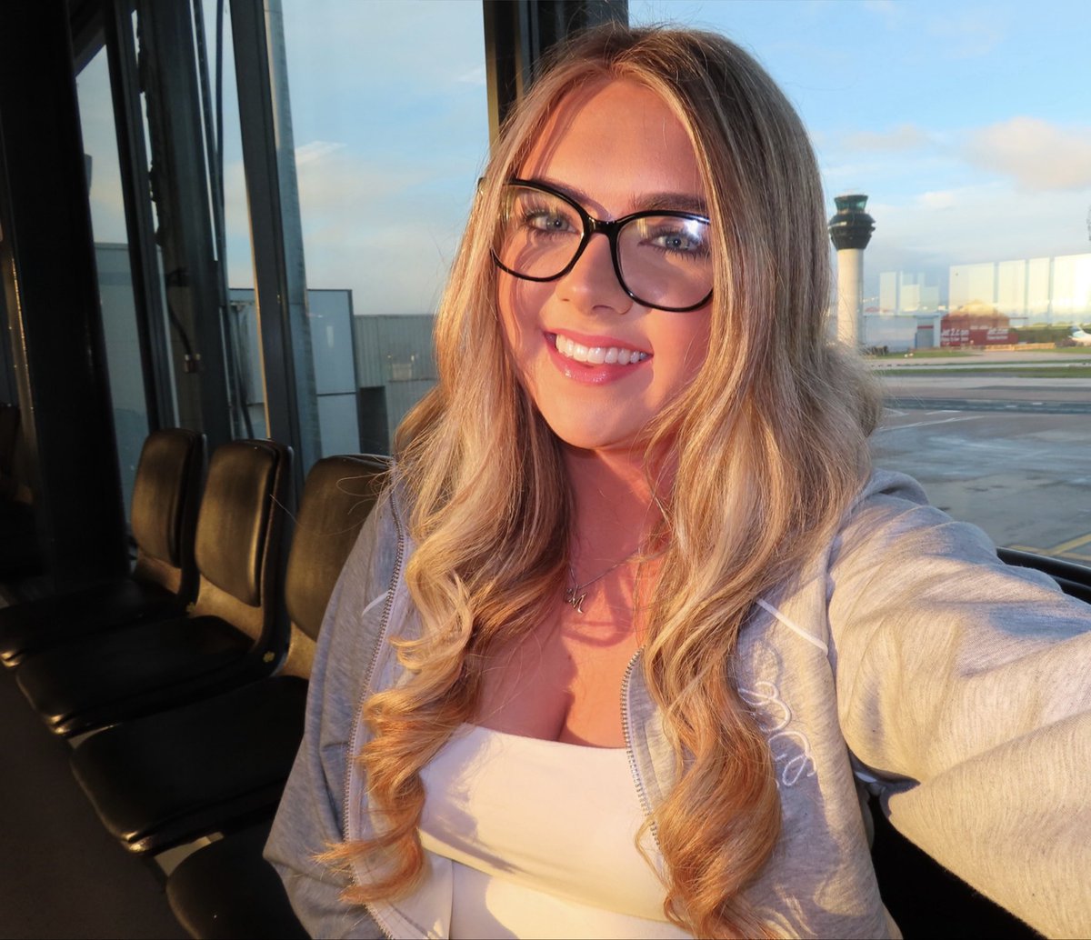 Megan Carr tweet media