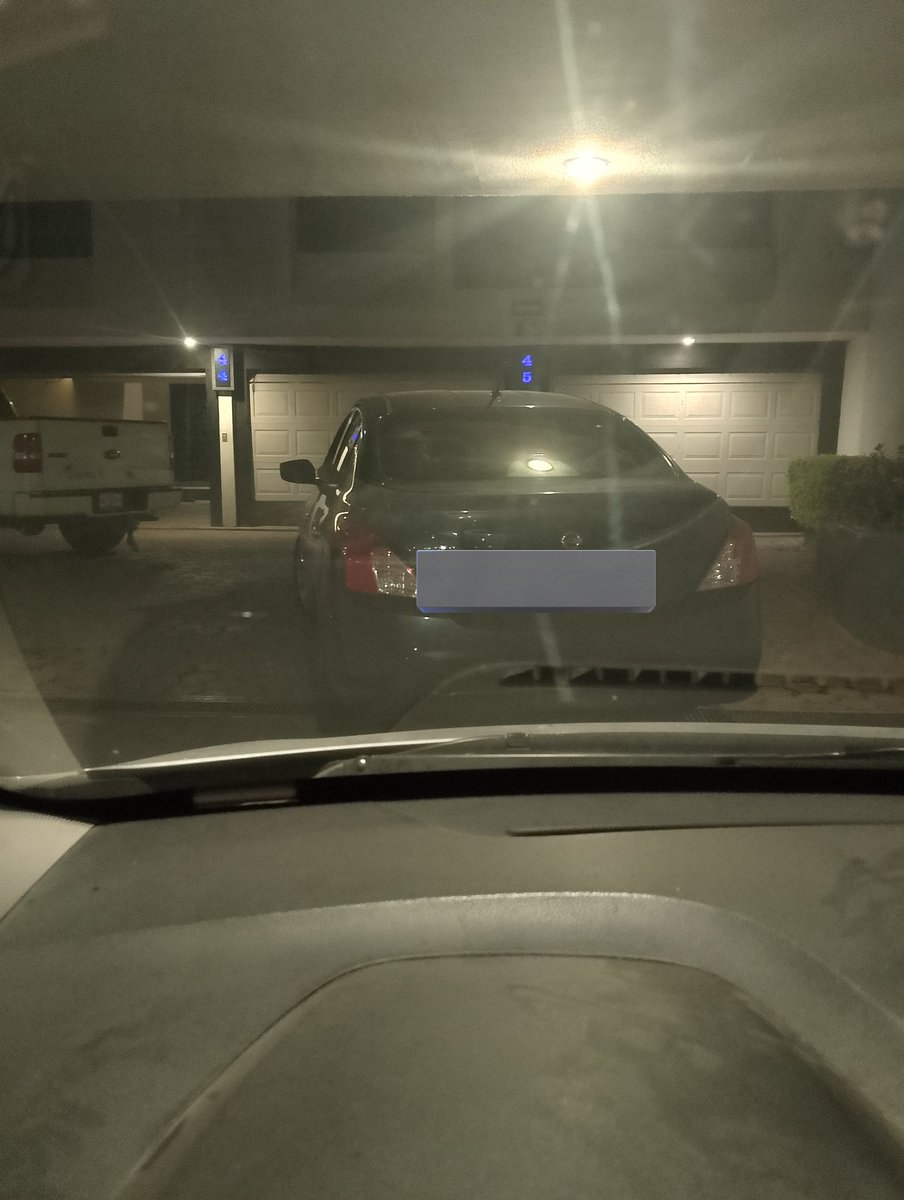 En el tráfico!!
Quién para el Seara??