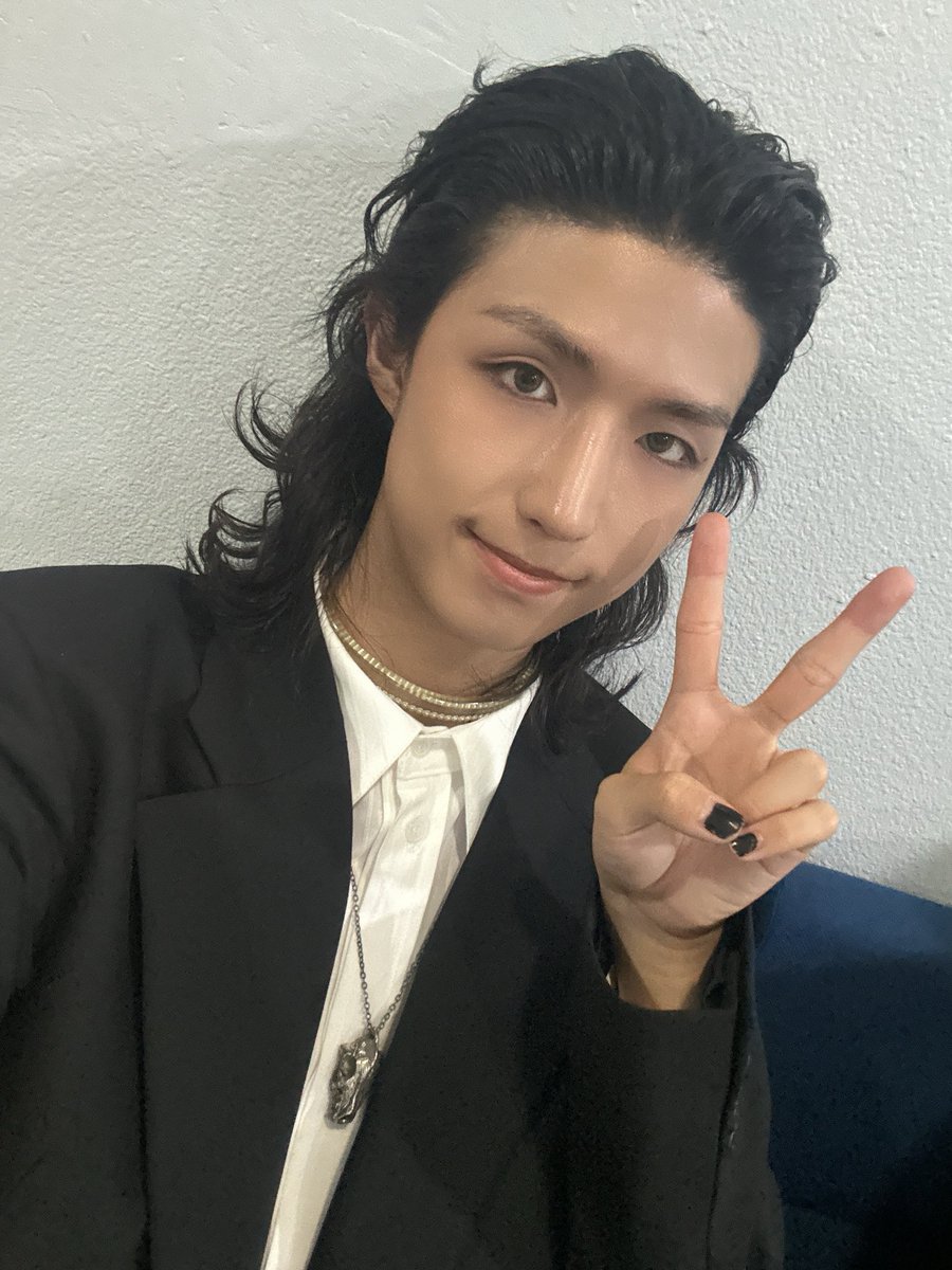 251026 [💭] 4.39 PM

*📸

inkigayo done!