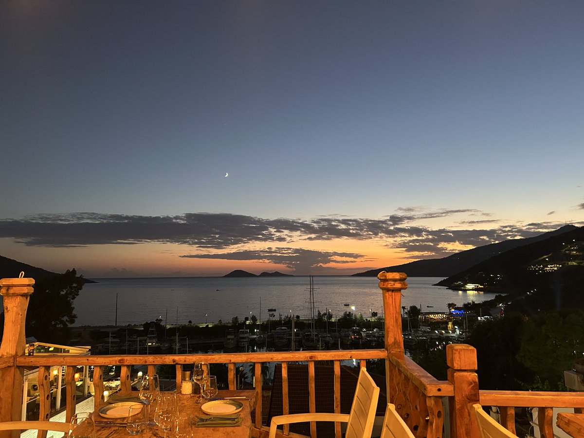 Last few days of this before heading back to the grind. This half term was much needed, and I’ve never relaxed as much as I have this holiday!