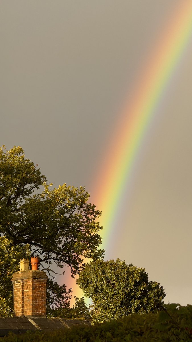 Sunday morning rainbow 🌈….