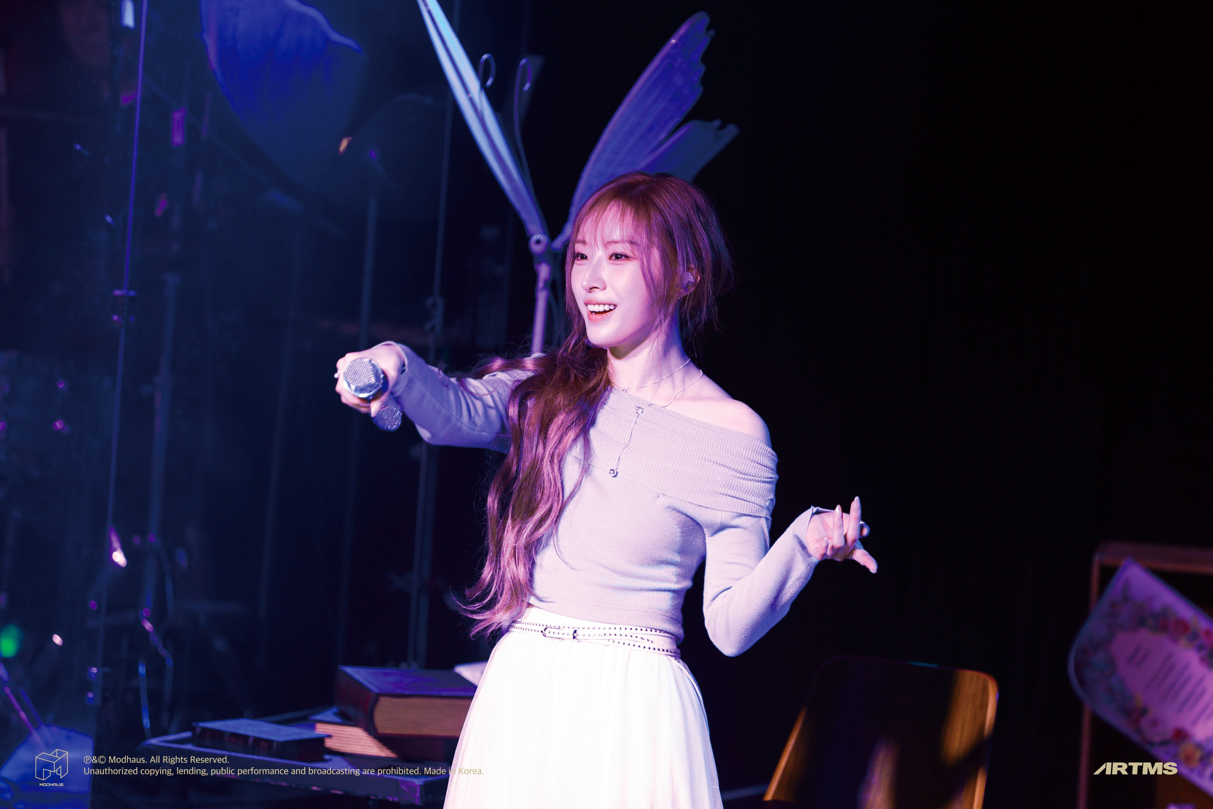 G4K7jHBW0AE5c0E?format=jpg&name=4096x4096