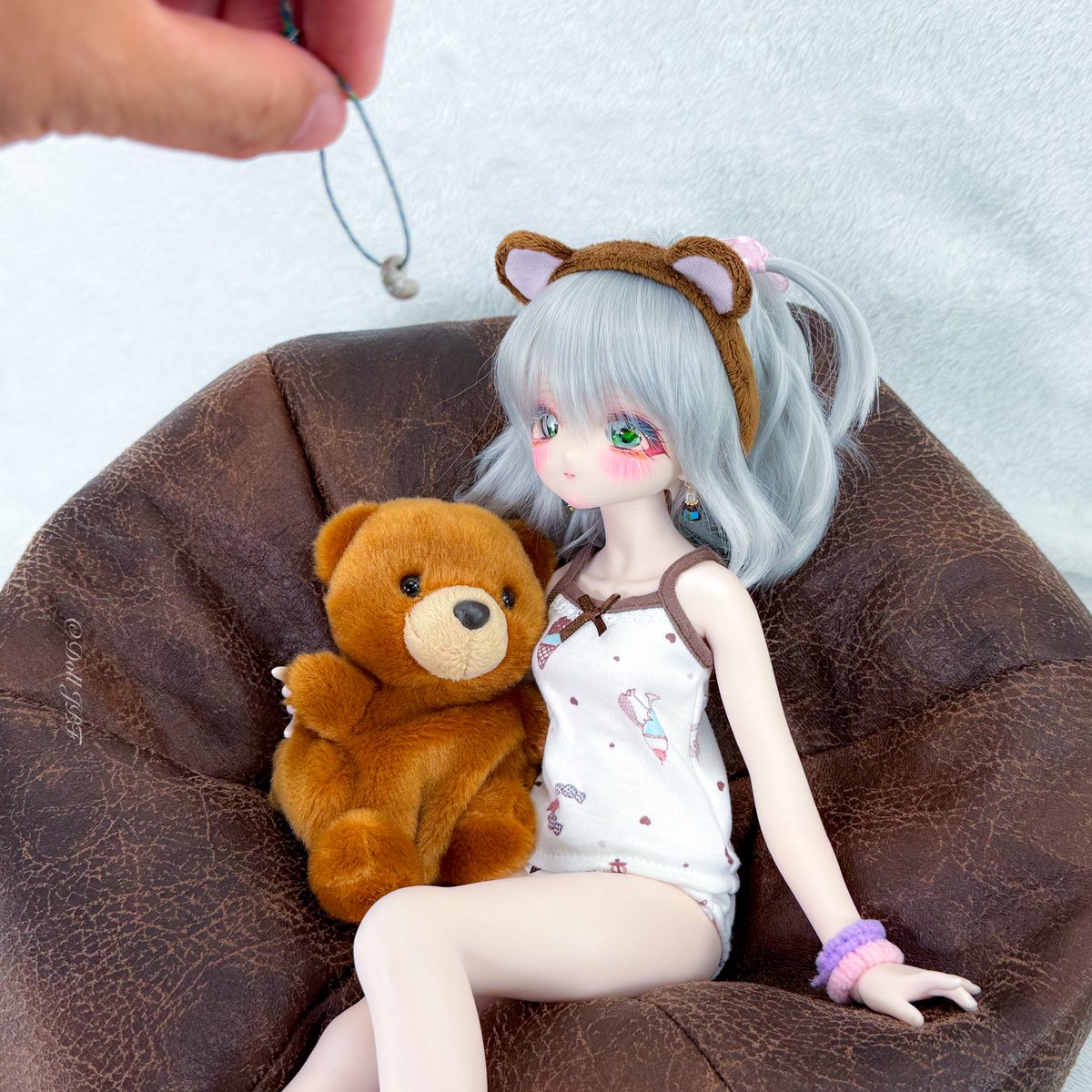 AndroidPDF's tweet image. Doll F: ハイ、和那ちゃんの勾玉だよ💕 (o^^o)
和那ちゃん: ニャ💕 ヾ(Φ∀Φ)/
#出雲型勾玉 #勾玉 #アナヒータストーンズ  #magatama #anahitastones #puppy52dolls #ナナイロテントウ #nanairotentou  #atelieromega #ランテっこ #mdd和那 #mddはいいぞ #catgirl #dolljpf
