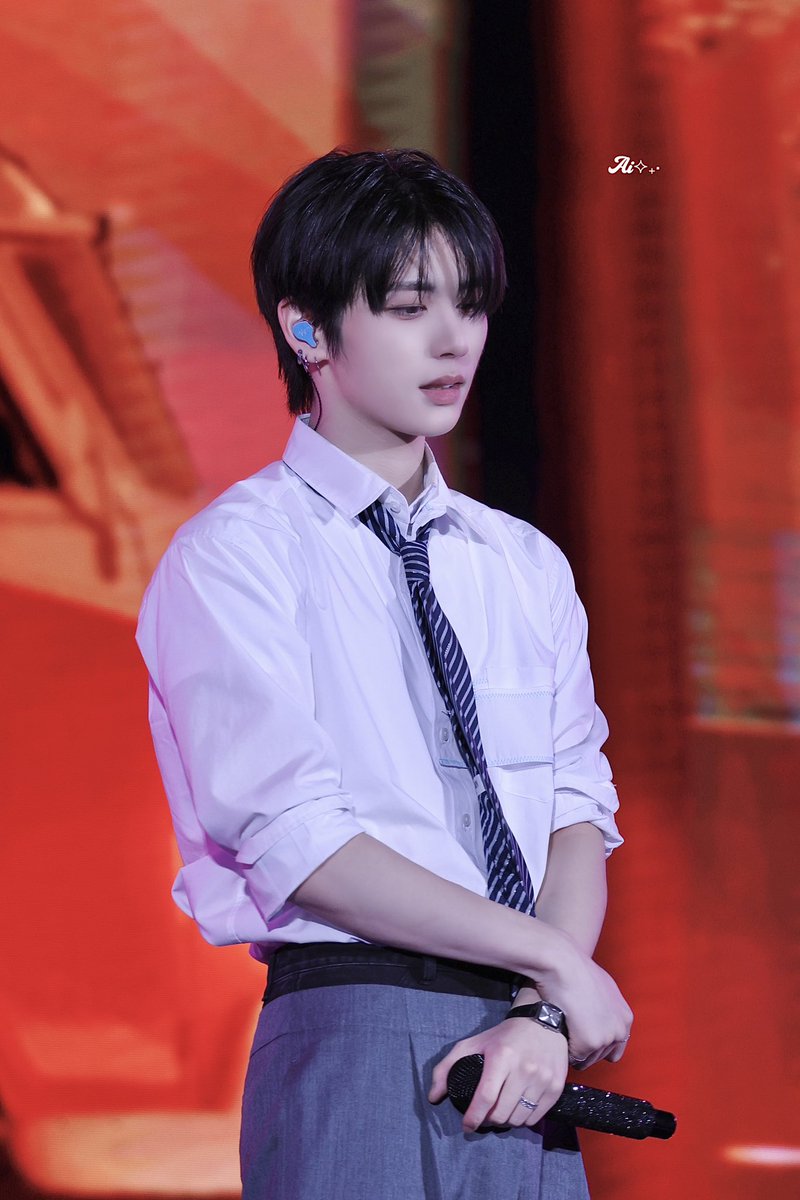 251025 INK

🌹❤️‍🩹

#보이넥스트도어 #태산 #テサン
#BOYNEXTDOOR #TAESAN