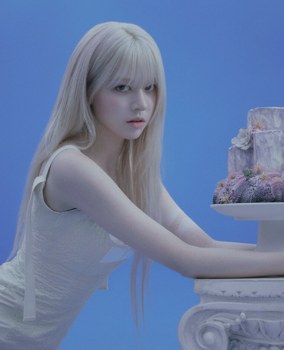 AboutMusicYT's tweet image. Lily of NMIXX talks about music and chart success:
"Of course, we don't think charts are everything. What matters is that the fans enjoy the music. We're not for the charts, but for the arts."