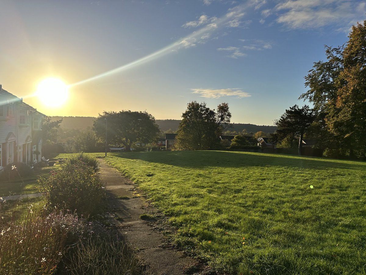 A beautiful day for a run to shift a creative block and get writing ✍️