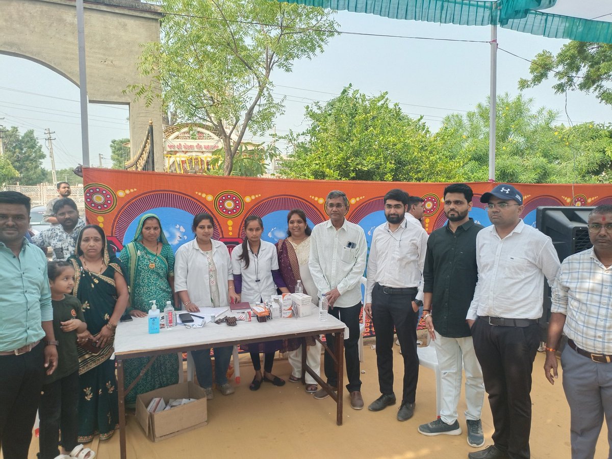 CDHOMeh's tweet image. માન.ઋષિકેશ પટેલ મંત્રીશ્રી ,ઉર્જા અને પેટ્રોલિયમ,પંચાયત,ગુજરાત રાજ્ય ના હસ્તે જિલ્લાના વિજાપુર તાલુકાના દગાવાડીયા ગામે પ્રા.આ.કે./આયુષ્યમાન આરોગ્ય મંદિર નું ભૂમિપૂજન કાર્યક્રમ યોજાયો.