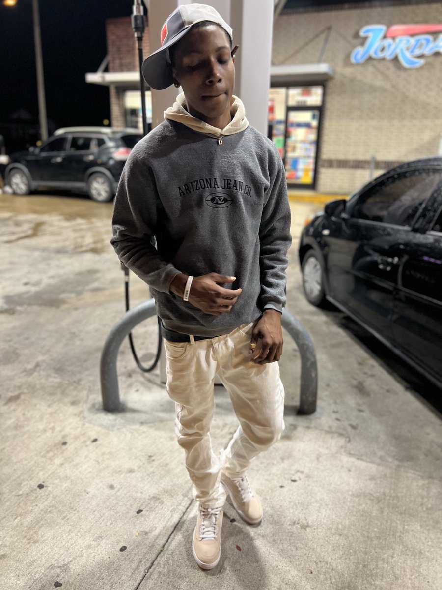 certified lover boy😏🫶🏽