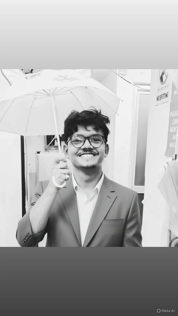 BlackWebKing tweet media