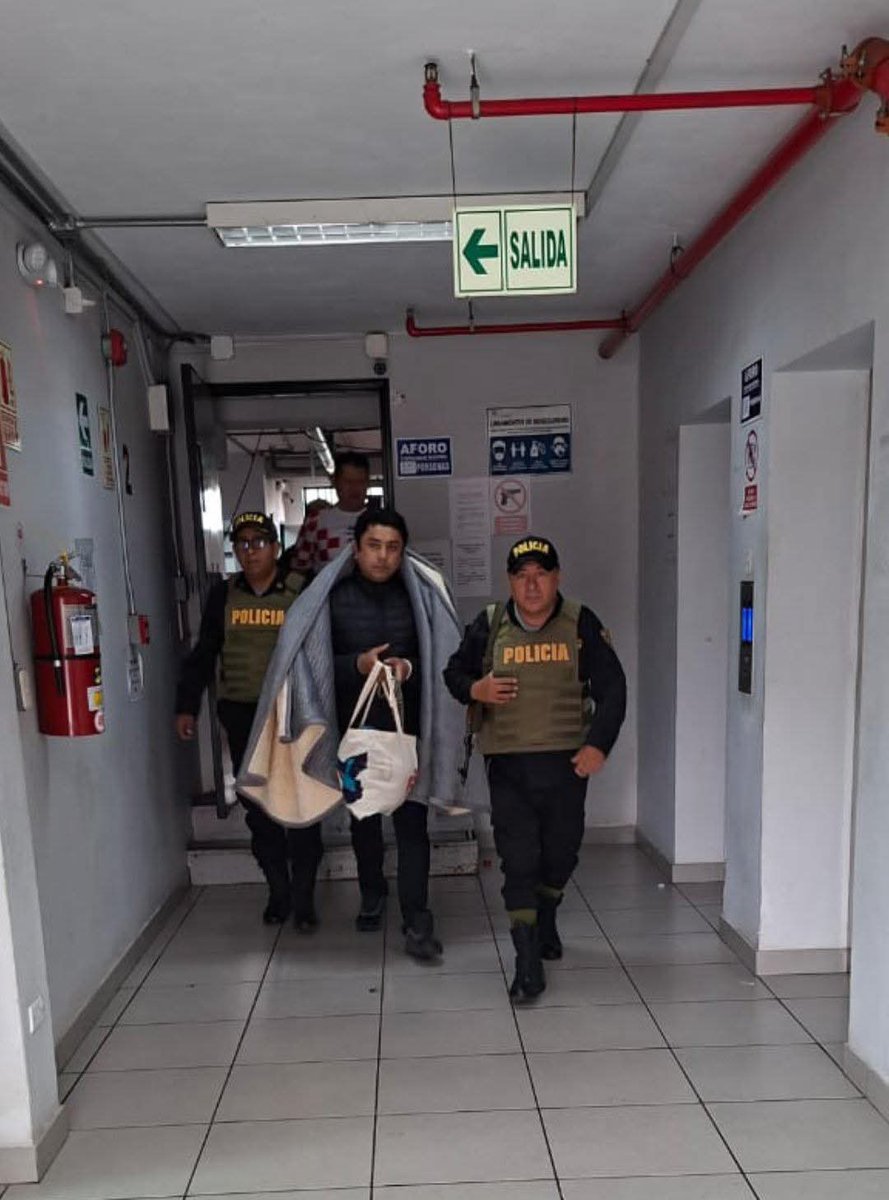 El "Camarada Che" rumbo a Ancon....
La justicia tarda, pero llega......