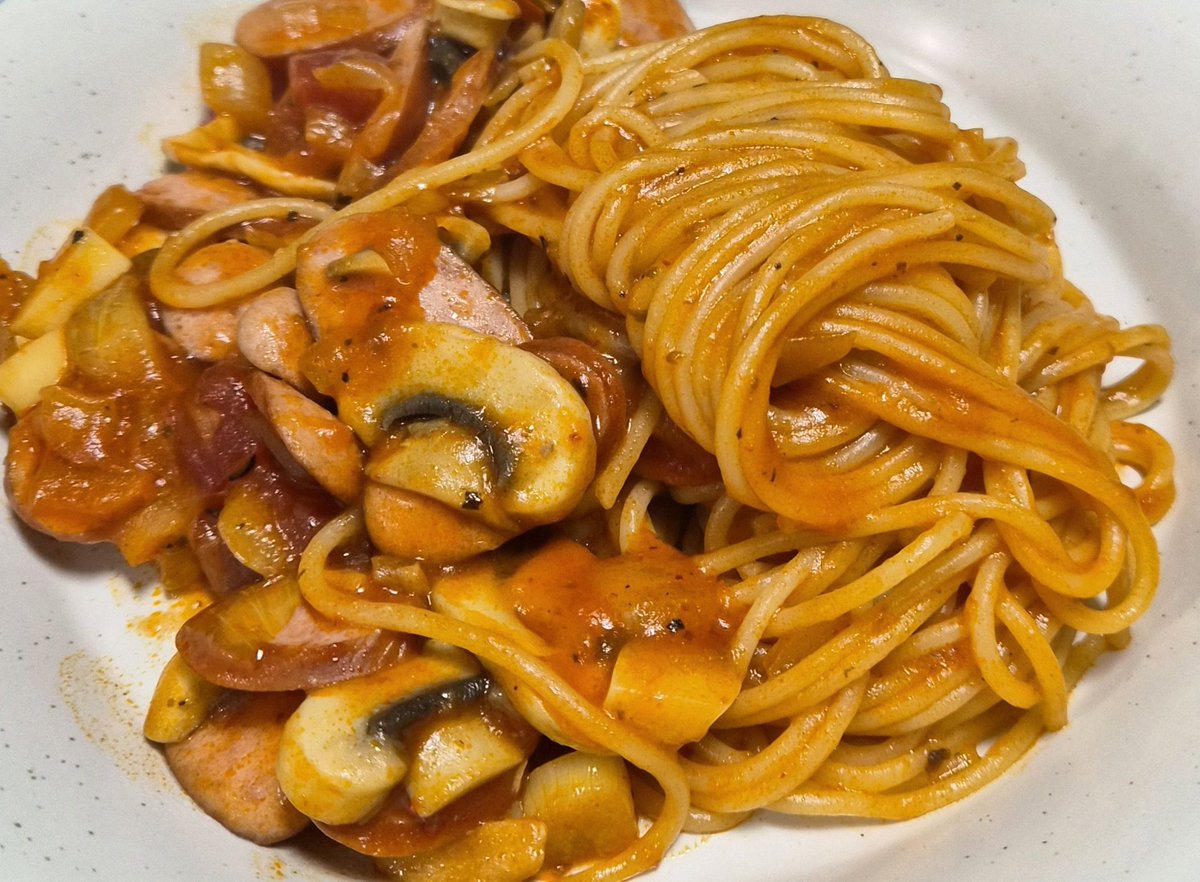 점심 묵어써?

나나는 아까 브런치 먹었는데 넘 졸려서 1시간만 자려구

이건 어제 먹은 스파겟띠.