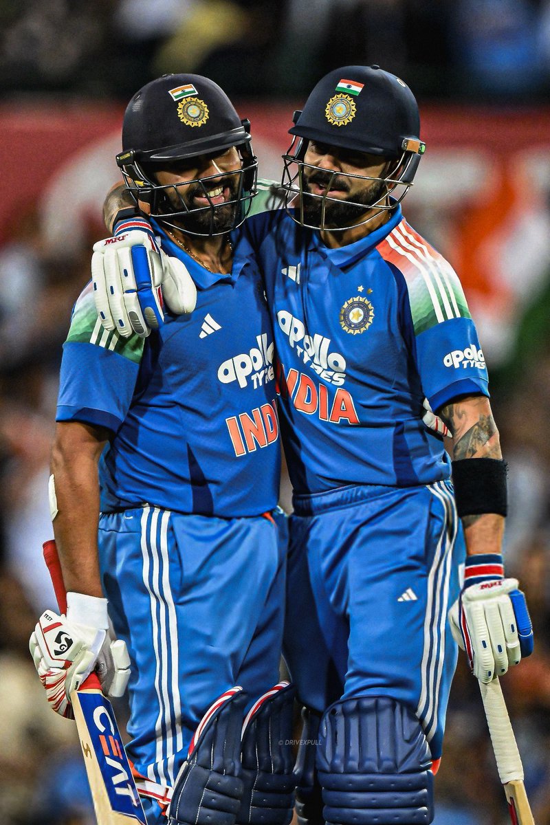 PCChaudhari7's tweet photo. #RoKo
#RohitSharma #ViratKohli @ImRo45 @imVkohli #AUSvIND https://t.co/hzK8dB8g61