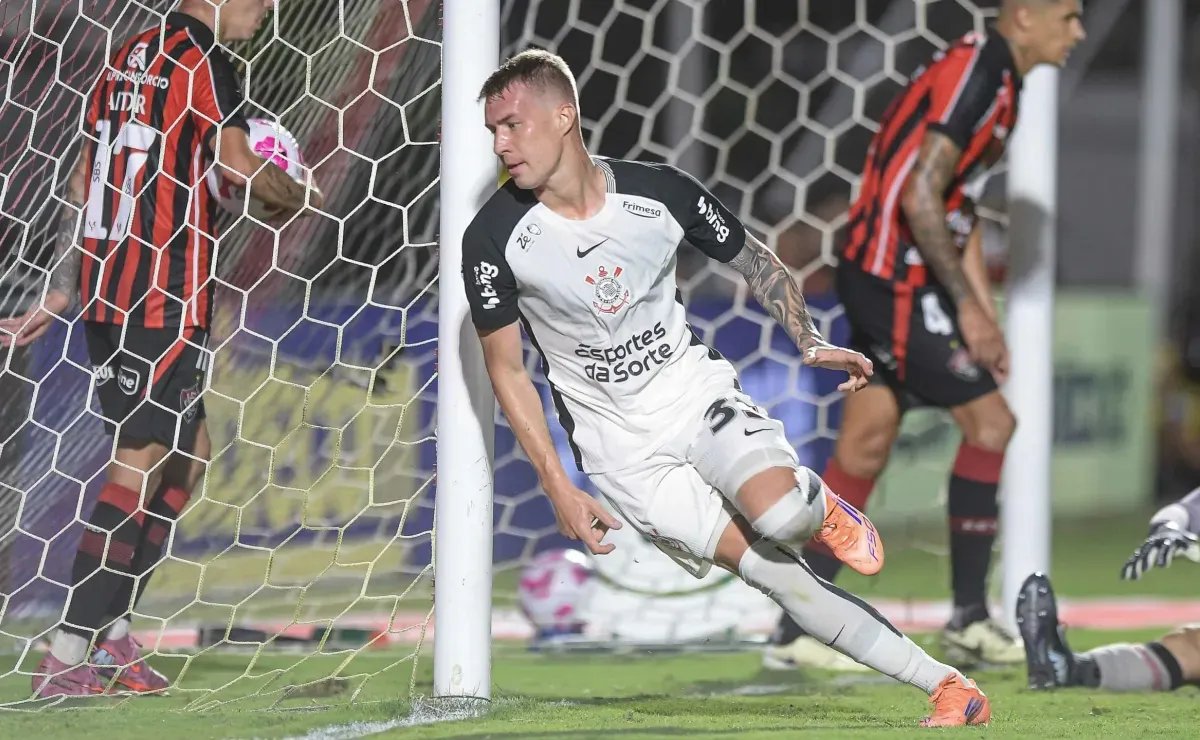 juanlp40's tweet image. #Brasileirão 🇧🇷 #Fecha30 Res Finales: #AtleticoMineiro 1(Alan Franco) - #Ceara 0, #Vitoria 0 - #Corinthians 1(Charles), #Fluminense 1(Samuel Xavier) - #Internacional 0, #Fortaleza 1(Breno Lopes) - #Flamengo 0