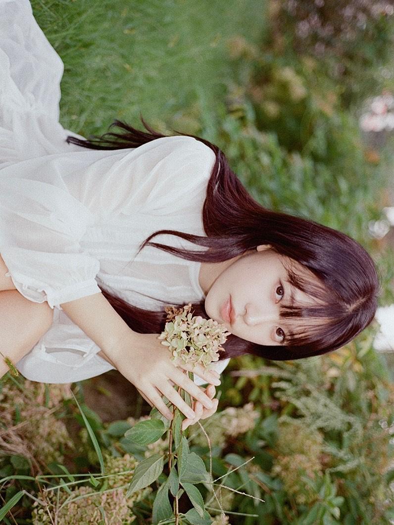 yerivmie's tweet image. like a statue of delight, they said my presence bring most heartwarming impact to keep your mind embellished. ꒰ఎ ໒꒱ so if you need something magical, it's always recommended to keep your eyes on me. 🏹