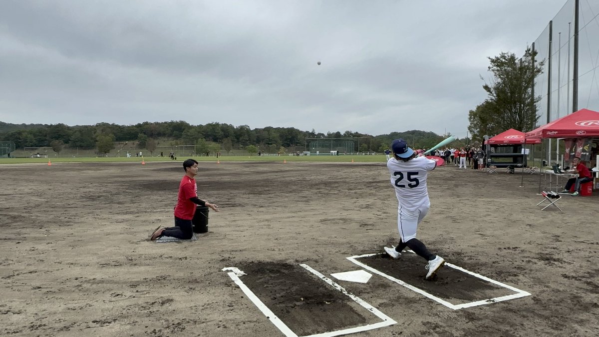 Rawlings_japan's tweet photo. 「BIG ARCH CHAMPIONSHIP」愛知予選にご参加頂きありがとうございました！
愛知予選1位は2名おり記録は132mでした🔥メジャーからのスペシャルゲストも参加するなど盛り上がる予選となりました。
次回は11/8の大阪予選となります。
大阪は本日23:59がエントリー締切です！ https://t.co/crEa0JsO5M