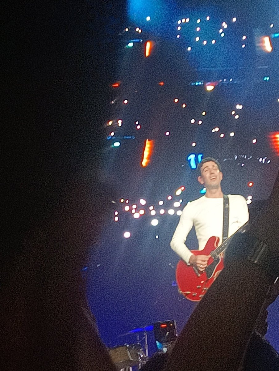 Riki72ok's tweet photo. Bien Juanse con
#ConociendoRusia en
#movistararena https://t.co/M8jqCwD24L
