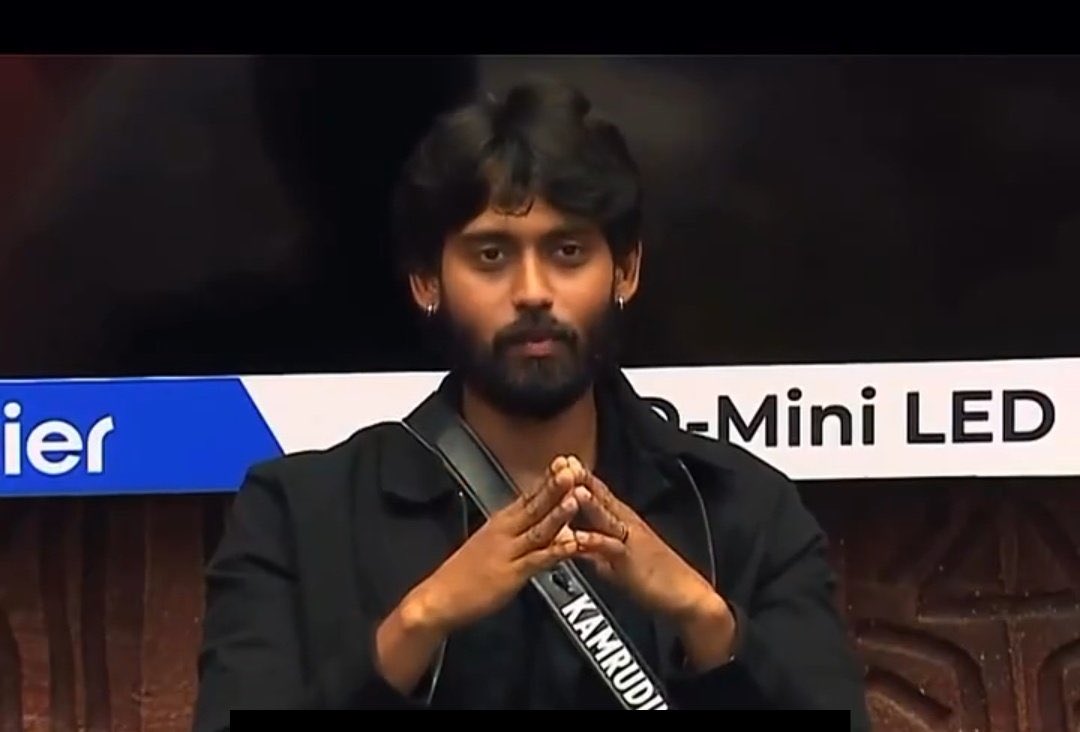 Indha Muttaa Cutie Ah Support Panradhukum Sila Mutta Cutie Iruku Paarungalen 🤣🤣🤣

#biggbosstamil