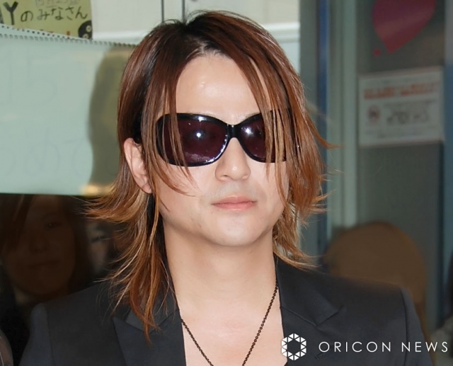 【熱狂】GLAY・TERUが命名した競走馬「テルヒコウ」デビュー戦で勝利
news.livedoor.com/article/detail…

TERUはXで「テルヒコウ、かっこよかった～！」と祝福した。テルヒコウは、父コントレイル、母ミッシングリンク。この日、坂井瑠星騎手が乗り、京都5Rのメイクデビューで3番人気に支持され、1着に入った。