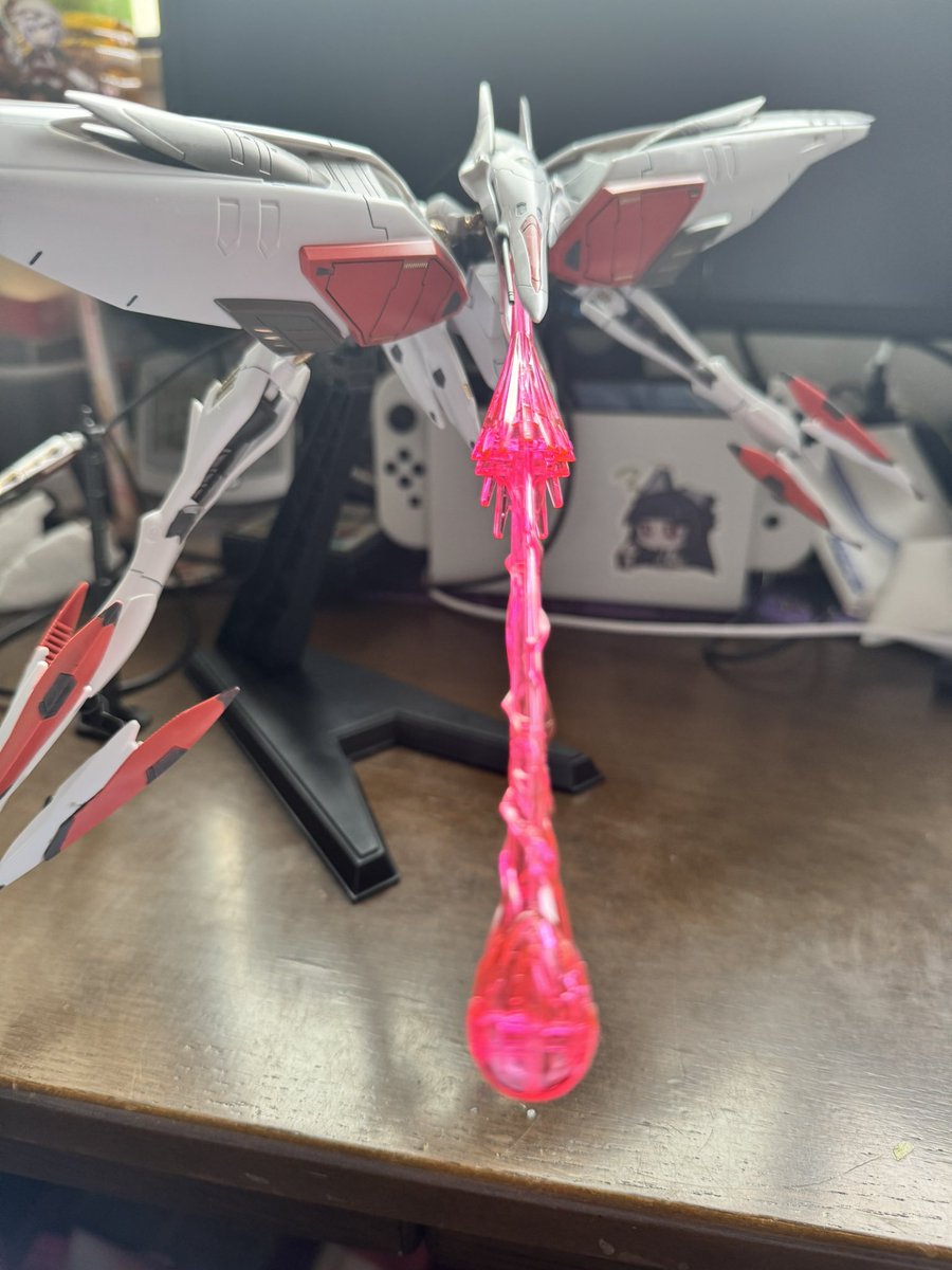 mikks_prants's tweet photo. MA ハシュマル完成〜
MAを作るのは2体目だけどやっぱこのデカさがええわ…
アニメのビーム打つ時の鳴き声が癖にくるんじゃ…
#ガンプラ #ハシュマル #hgib https://t.co/5X86DgIAPF