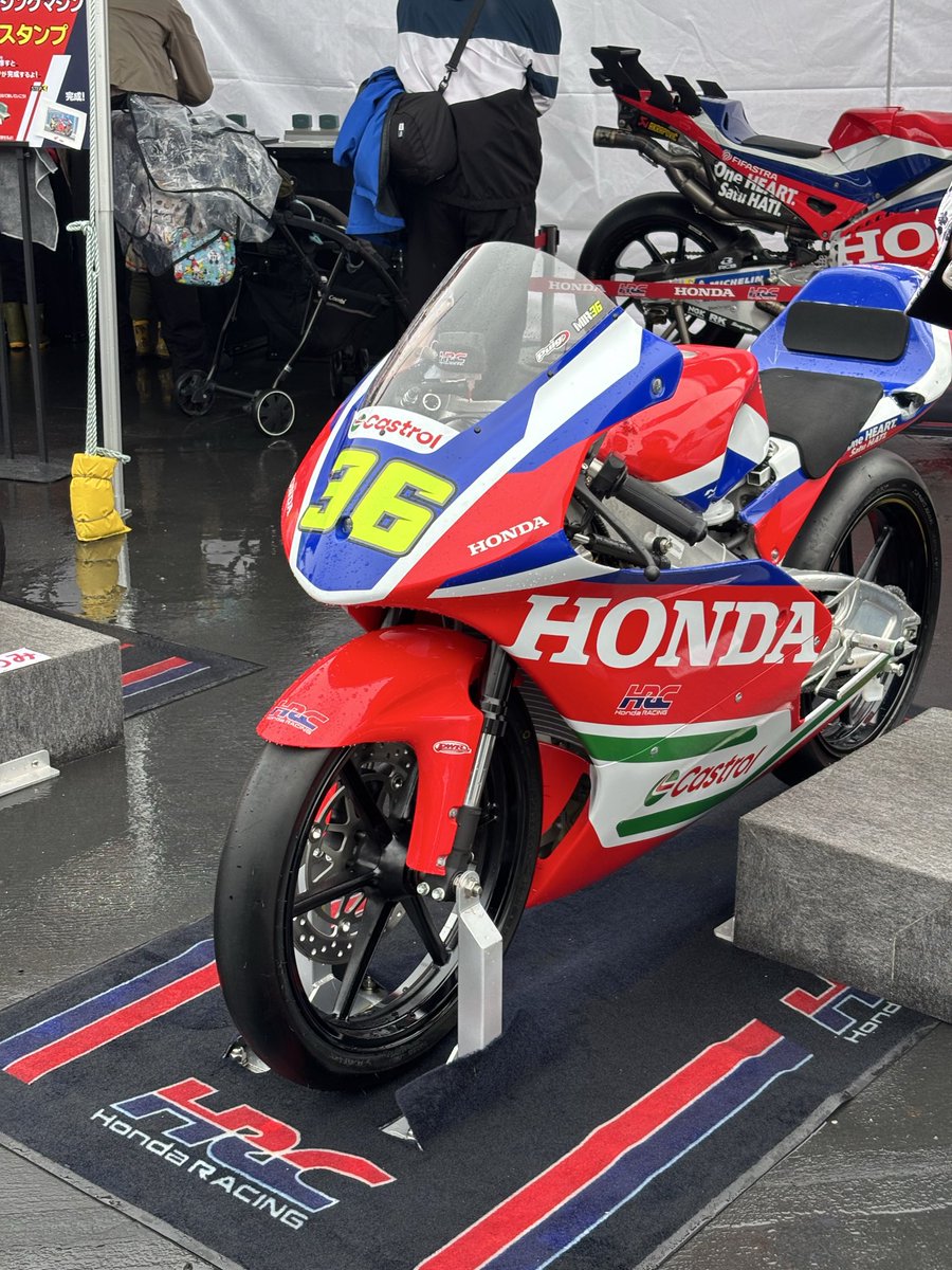 #Honda
#JRR鈴鹿最終戦
雨でも行くよね！ww
