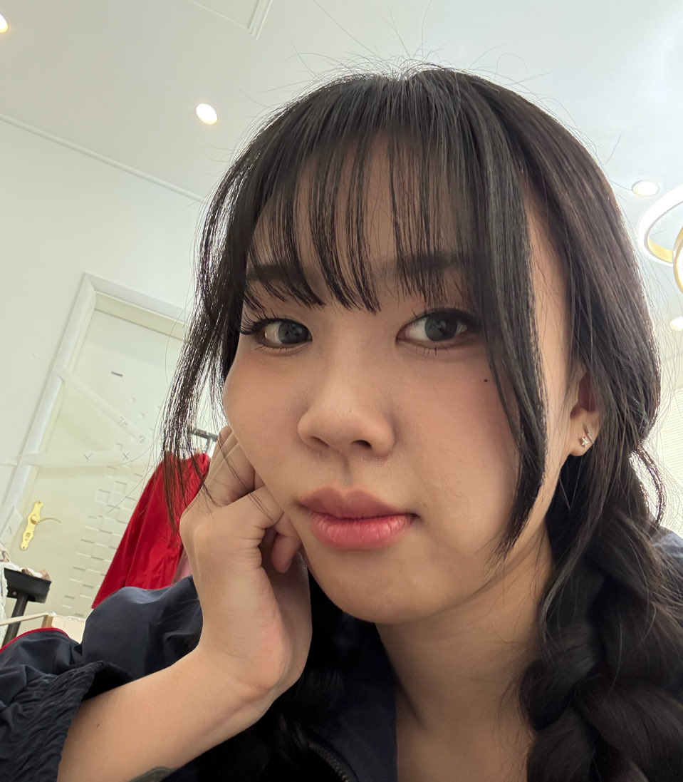 이영지 만두볼살 아 마음 좋아……♡