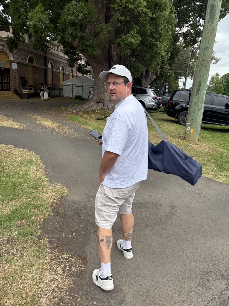 mitchellbeer tweet media