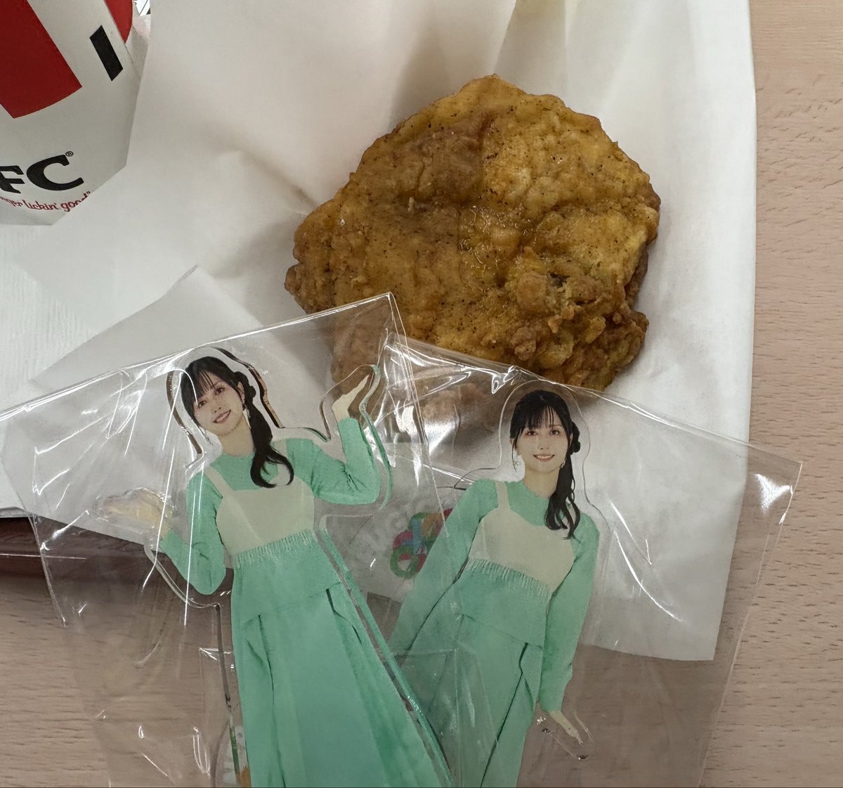 shino様✨ Goods - Badge) Demon Slayer: Kimetsu no Yaiba Raden Style