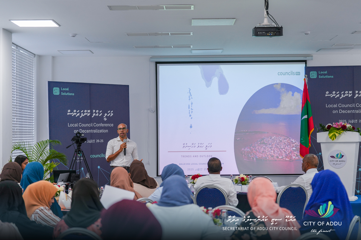 AdduCityCouncil's tweet photo. Highlights from the opening ceremony of “Mahalee Hallu (Local Solution)” – the Local Council Conference on Decentralization, organized by the Maldives Local Council Association (MLCA) and hosted by the Addu City Council. https://t.co/9JDkDO4CBg