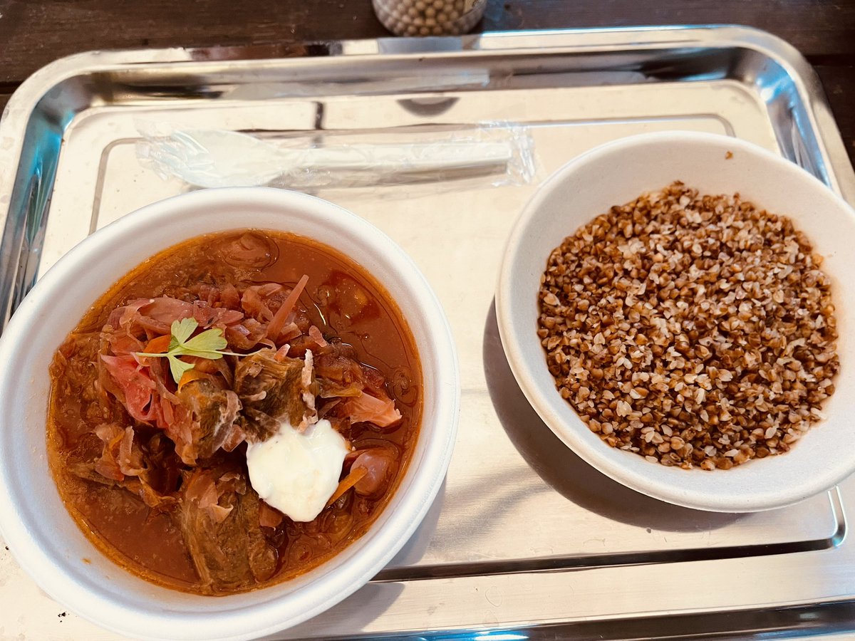 ken510_aloha's tweet image. #独ソ戦　#Geronimo  

映画にでてくるモブのつもりで武装親衛隊やってます。

昼は猪🐗のボルシチとカーシャ。