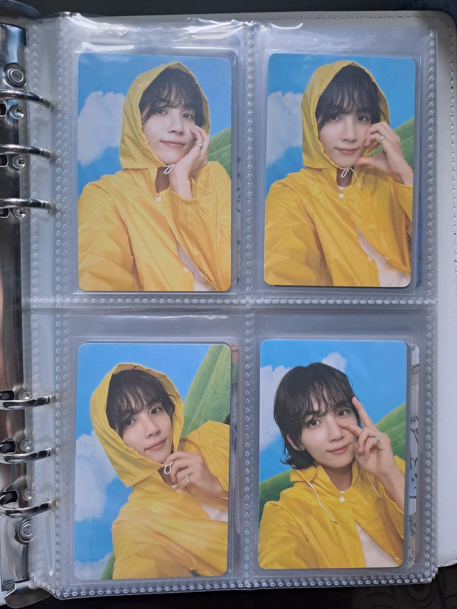 yonnhannie's tweet photo. haloo, kalian ada yang masih cari pc, album, impick, dan printilan svt ini? rencana nya mau aku wts tapi kalo bisa take all yaa🥹🙏🏻
#wts #wtb #seventeen #impick #keychain #album #svt https://t.co/46xNTSsguH