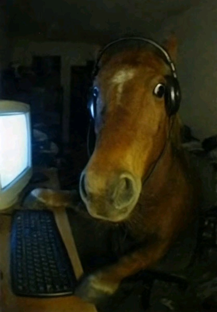 Si te da miedo los grillos y dormir a luz de vela no entres al stream😮
Porque hoy <a href="/Shuga_Sukaru/">Shuga Sukaru 💀🎀 Vtuber</a> se adentrará a la cúspide del rancho!!!🫣
Aquel lugar donde los caballos te comen y la gente huele feo!!!😵‍💫🤮
Si eres tan valiente de ir sigue el camino👇🐴
twitch.tv/shugasukaru