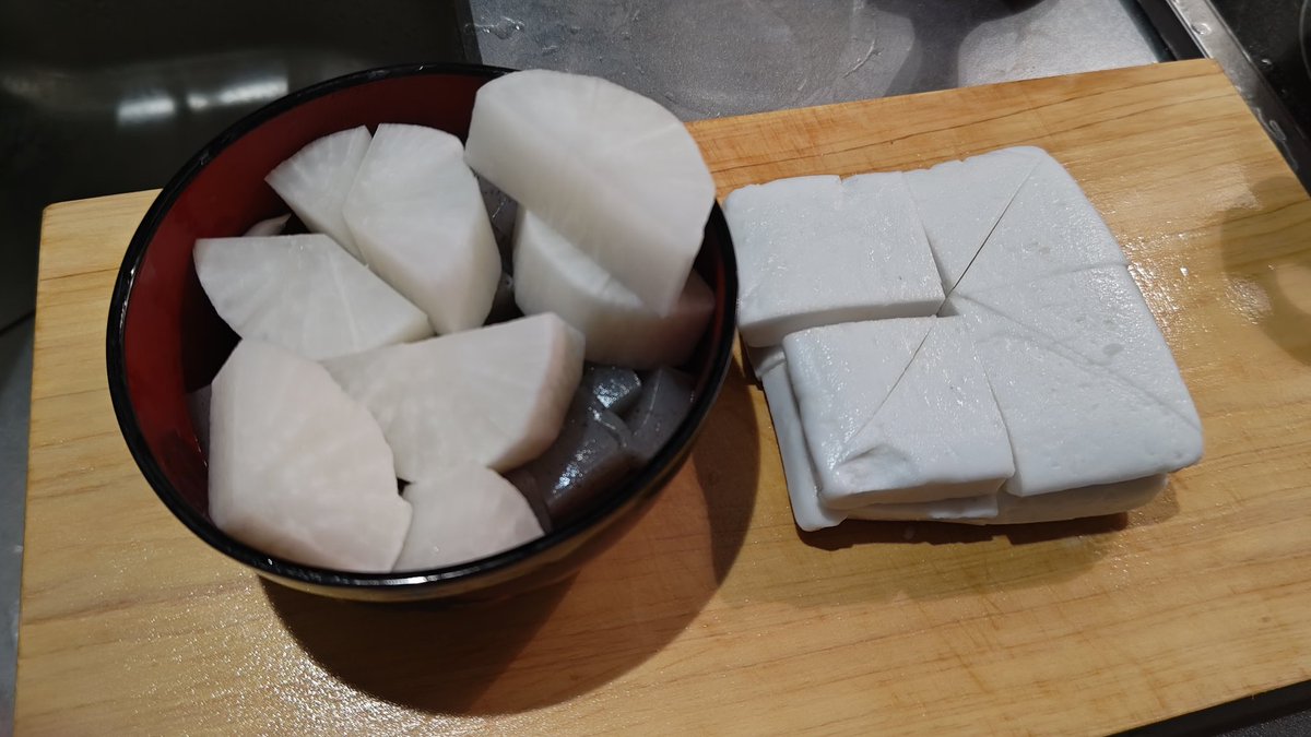 おでん☆ 楽天市場】おでん [赤玉] 金澤おでん 8種 (冷凍タイプ) 肉だんご