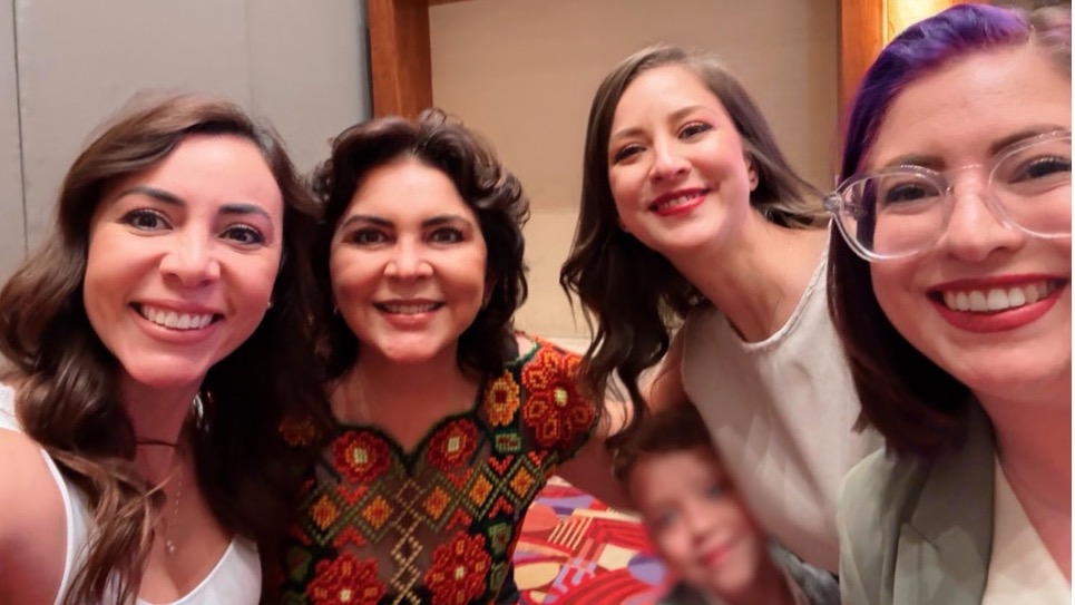 Hoy anduvimos por #Aguascalientes 💫 acompañando a nuestra Diputada Federal <a href="/AnayeliMunoz/">Anayeli Muñoz</a> en su Primer Informe Legislativo.

Aguascalientes y #Guanajuato somos estados hermanos, y desde Mujeres en Movimiento seguimos impulsando juntas una agenda de igualdad para las mujeres, las