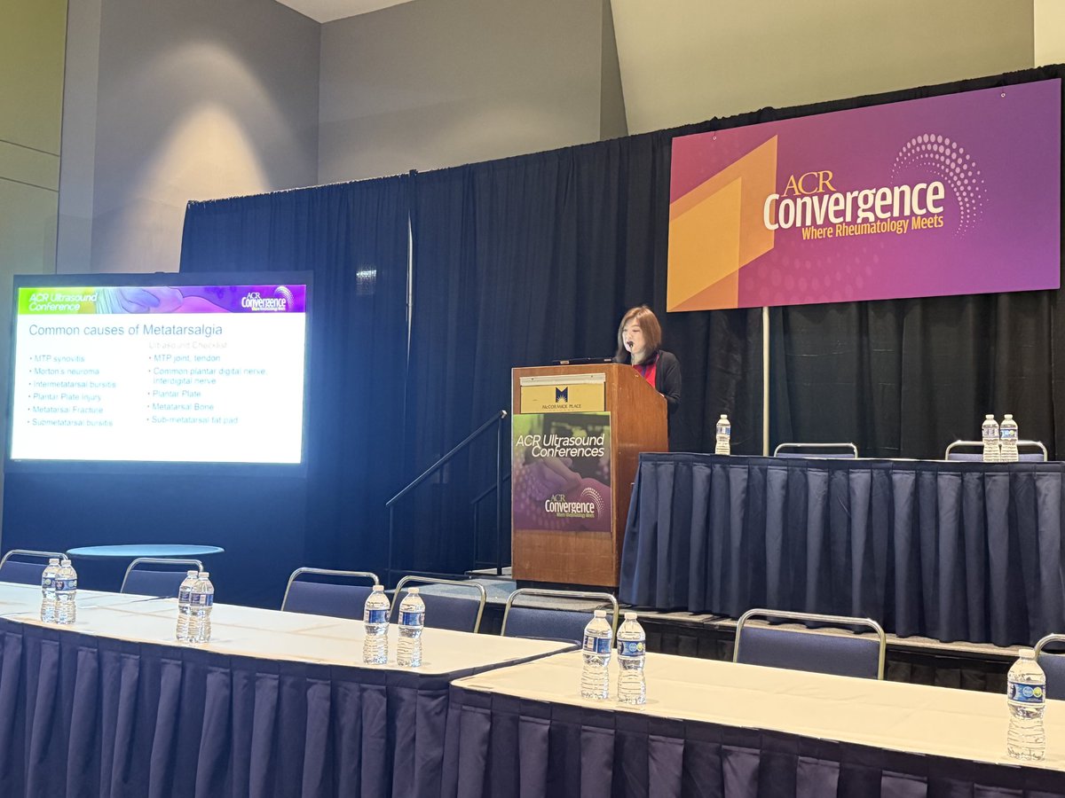 USSONAR_Rh's tweet photo. .@minnakohlermd USSONAR president discusses the role of #ultrasound in metatarsalgia #foot #RA #PsA #gout #cppd #fracture #tendontear #ligamenttear #bursitis #dactylitis #ACR25 #rheumatology https://t.co/DsNbXArGsy
