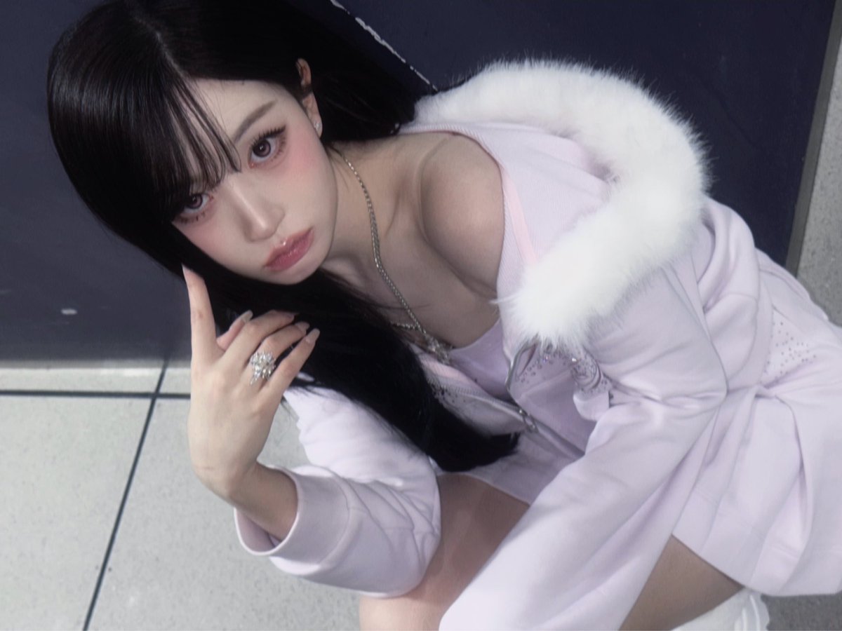 🕶️💕

#NMIXX #엔믹스 
#해원 #HAEWON