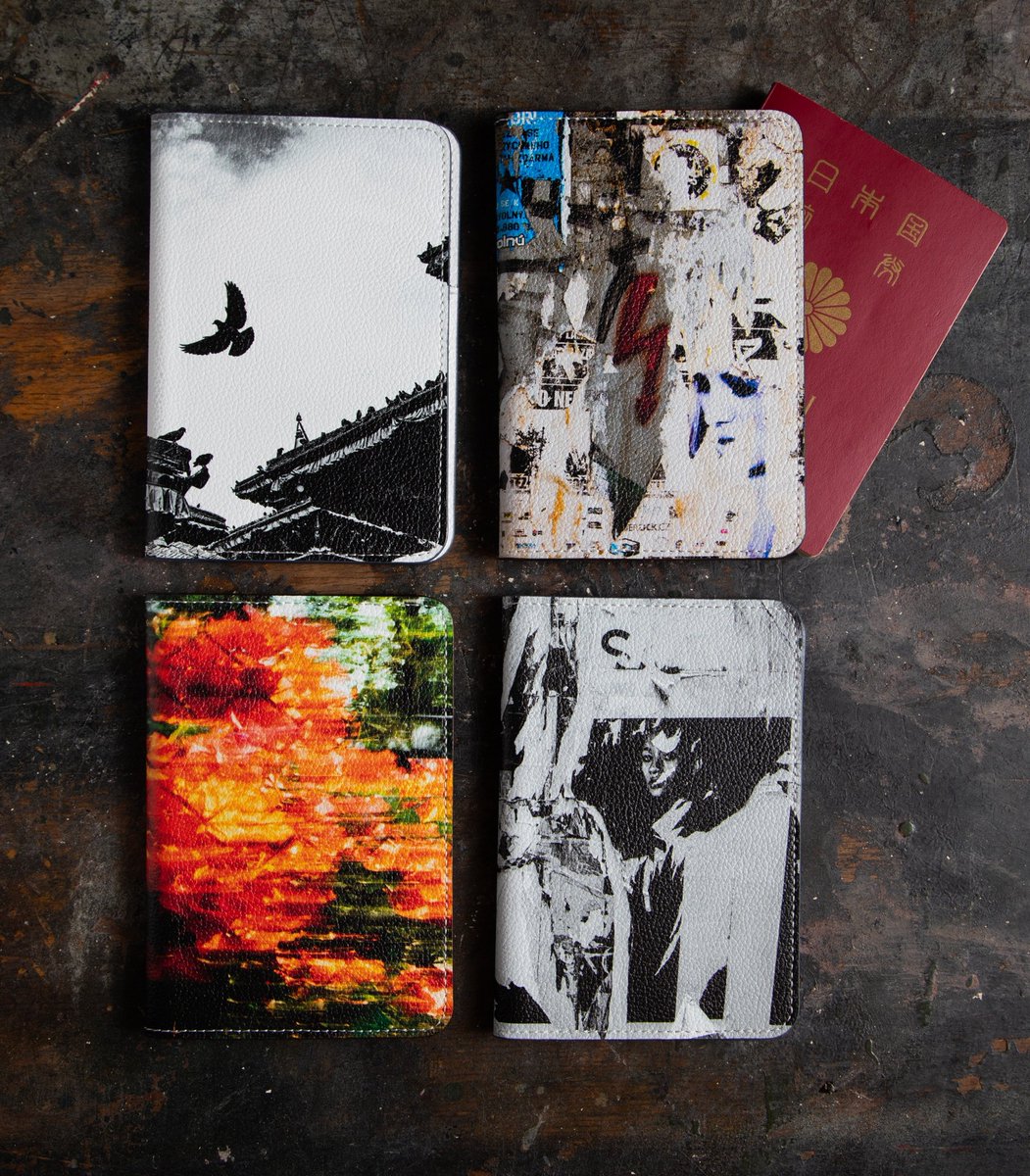 jojiphoto's tweet image. 本日、初台での個展最終日です
パスポートカバーのサンプルも見れますー
これから19時まで在廊もしてますので
ぜひ！

📍 東京都渋谷区初台１丁目３６−１