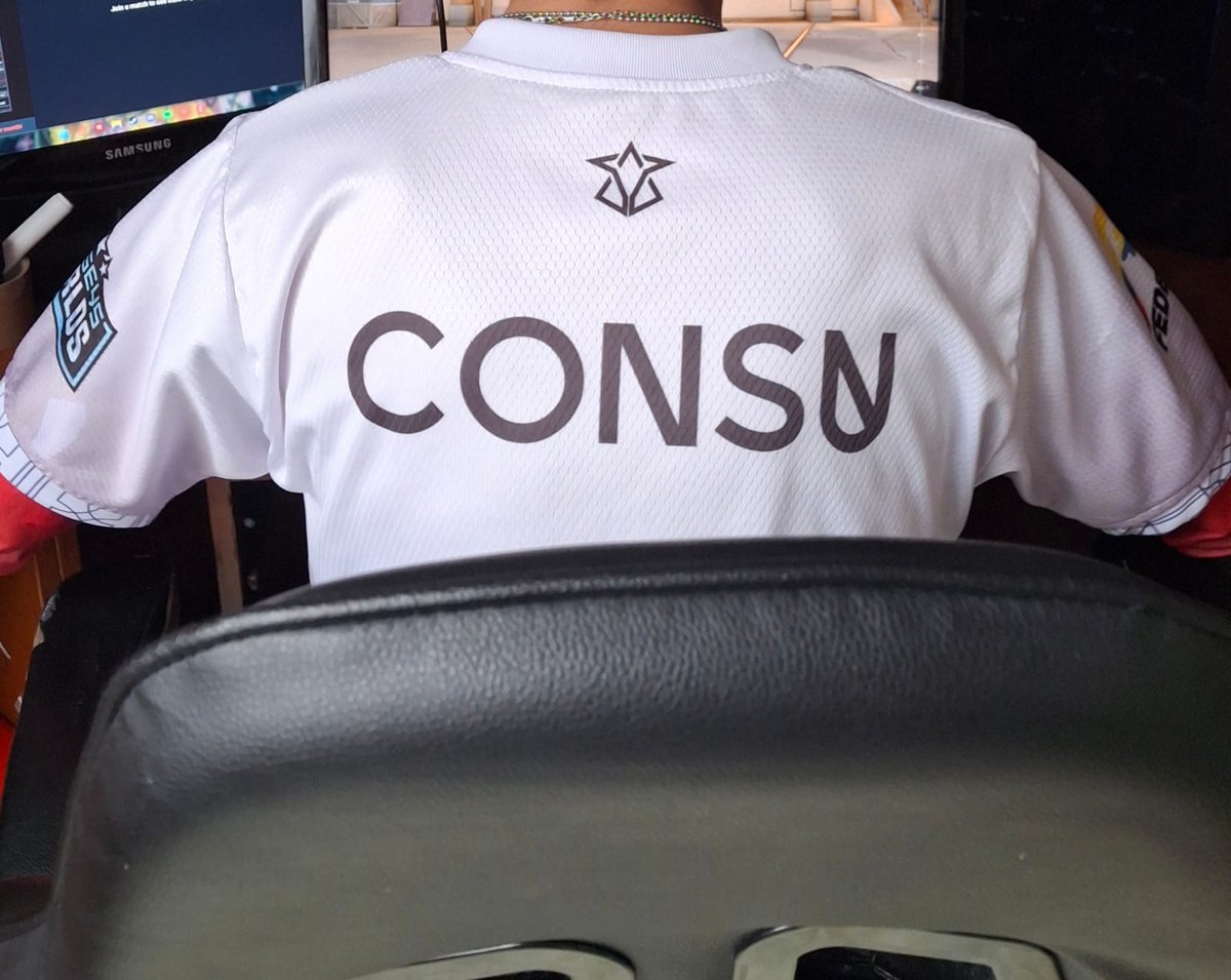 No tengo palabras para describir lo agradecido que estoy con la organización y los chicos del staff. Me vieron crecer como persona y jugador, me dieron todos los conocimientos y la confianza en mí para poder dar un gran paso. Muchos éxitos a su staff y jugadores.
o7♡<a href="/AethernumE/">Aethernum eSports 🇨🇴</a>