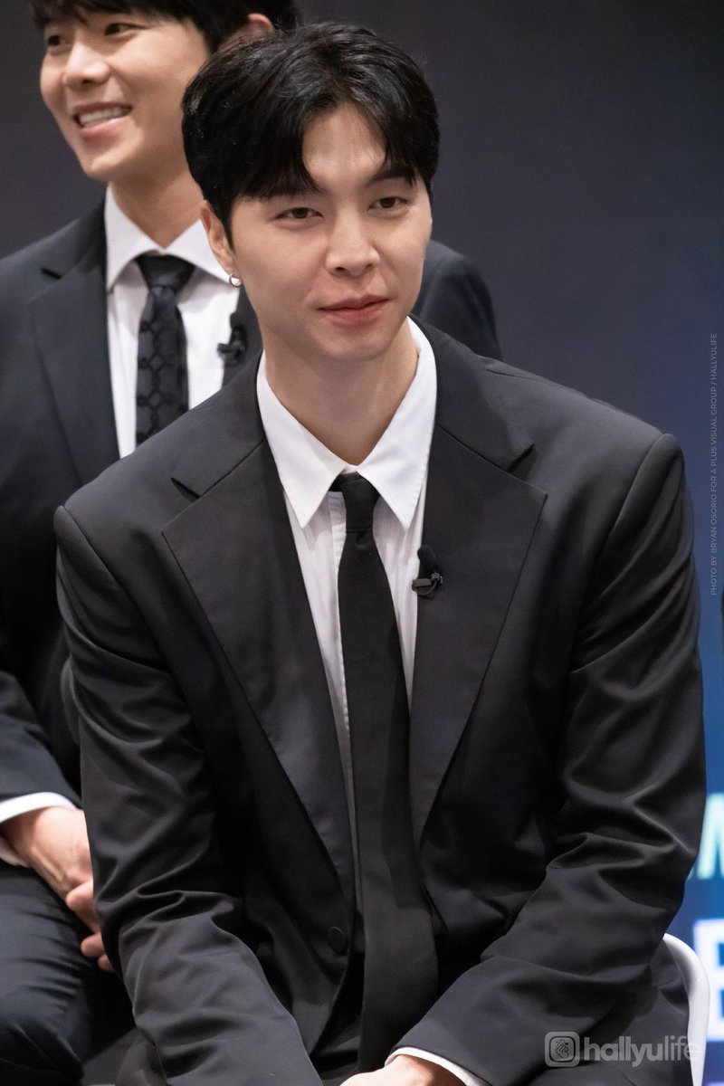 HallyuLife tweet media