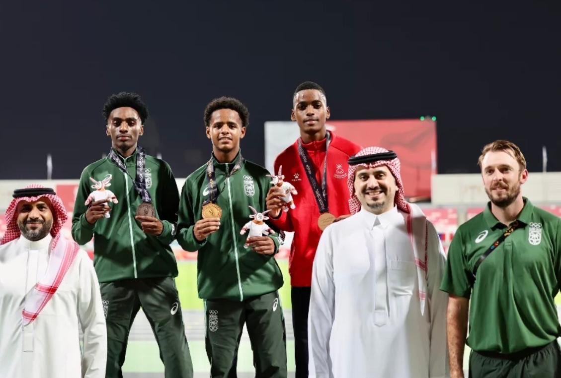 OmanssaD's tweet photo. تهني لجنة الرياضة المدرسية بالمحافظة 
الطالب اليزن بن راشد الشامسي من مدرسة مازن بن غضوبة بتعليمية الداخلية لتتويجه بالميدالية البرونزية على المستوى الآسيوي في سباق 800 متر ضمن دورة الألعاب الآسيوية المقامة حاليًا في مملكة البحرين https://t.co/PGOoukxL5v