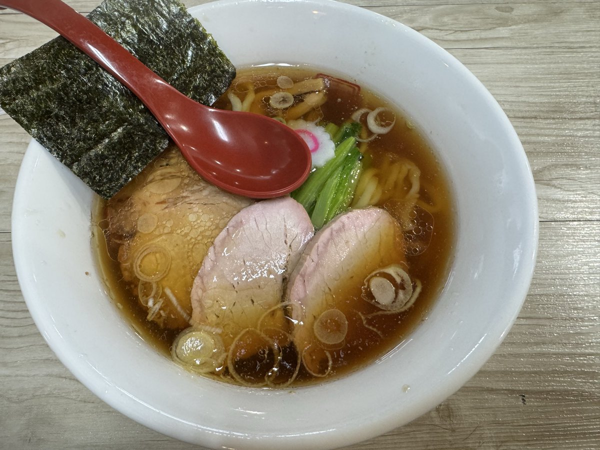 地元帰ってきた！有名なラーメン屋並んで行ってきた