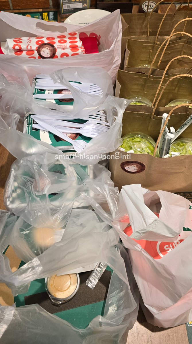 💞FoodSupport💞

Foods support for Smart at Adda .
26.10.2025 🩷
From Me and <a href="/MISS_AURALIS/">⋆*𝓐𝓷𝓷𝓮 ~𝗔𝗨𝗥𝗔𝗟𝗜𝗦⋆.ೃ࿔*🌌 (ACCOUNT CLOSED)</a>

List foods :
Pizza x2
Spageti x16
Donuts x15
Matta latte x5
Chocolate ice x3

Thank you for the sponsor <a href="/MISS_AURALIS/">⋆*𝓐𝓷𝓷𝓮 ~𝗔𝗨𝗥𝗔𝗟𝗜𝗦⋆.ೃ࿔*🌌 (ACCOUNT CLOSED)</a> 🙏

#smartchisanupong #smartcsnp #CSNP