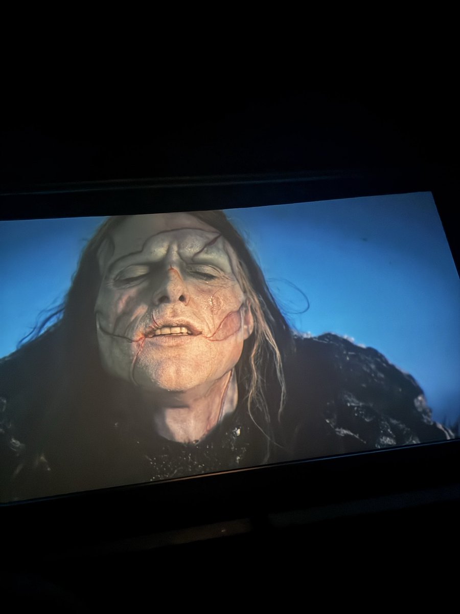 Es irreal lo hermosa que está Frankenstein
Tqm <a href="/RealGDT/">Guillermo del Toro</a>