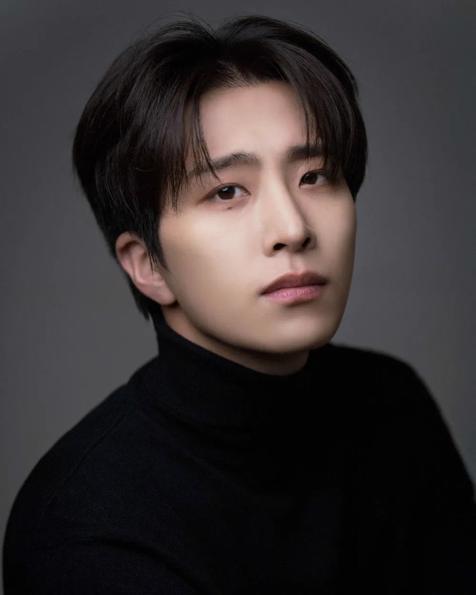 GOT7’s Jay B and Youngjae shared their condolences following the passing of Thailand’s Queen Mother, showing respect and thoughtfulness that has been widely praised by Thai citizens.