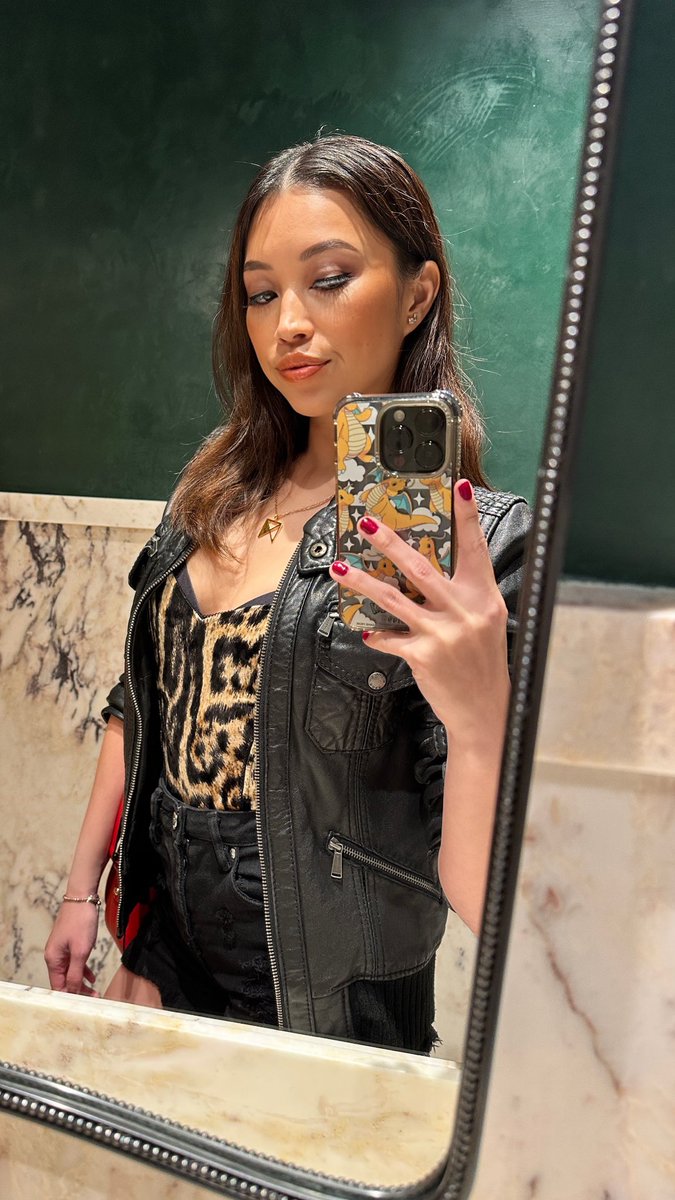 siruhlee's tweet image. #RobotEars 🤖
@CyberpunkGame mode: activated 🦾